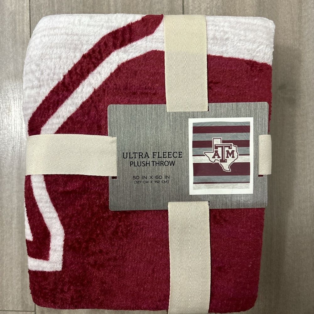 Maroon Ultra Fleece Plush Throw